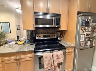 61 Park Dr APT 5, Boston, MA 02215