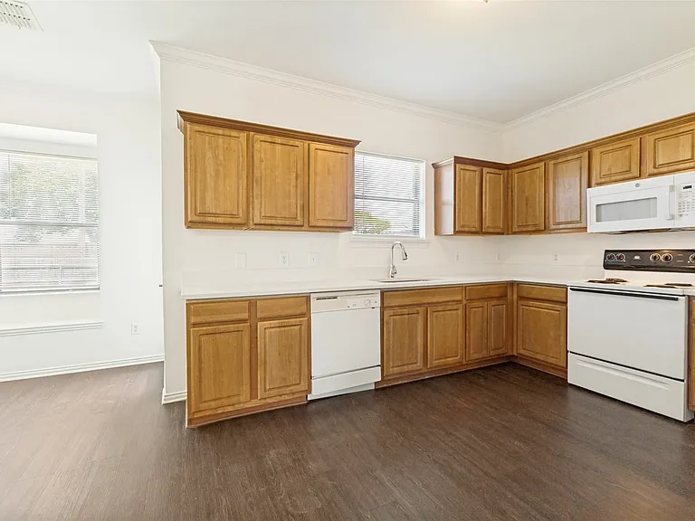 272 Wyndham Meadows Way — Photo 4