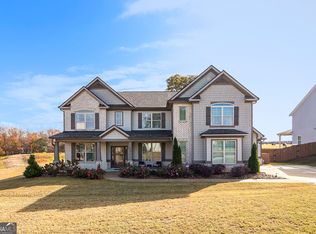242 Township Dr, Senoia, GA 30276