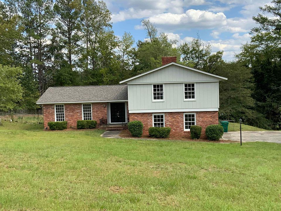 1st image of 111 Sweetgum Dr