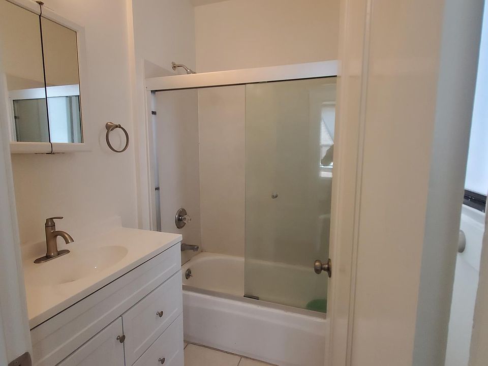 1st image of 3491 17th St