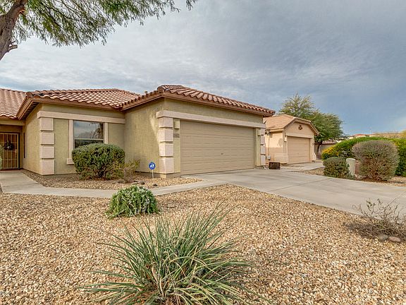 3rd image of 44427 W Cypress Ln