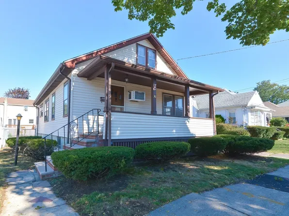 36 Wesmur Rd, Malden, MA 02148