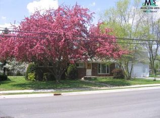 68475 S Forest Ave, Richmond, MI 48062