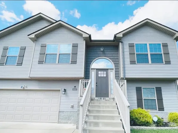 806 Rushing Dr, Clarksville, TN 37042