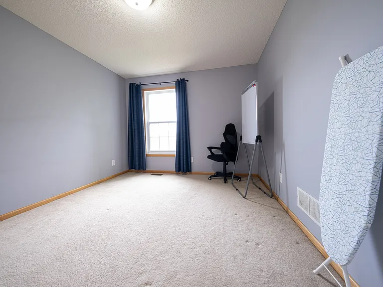 710 Village Pkwy — Photo 18