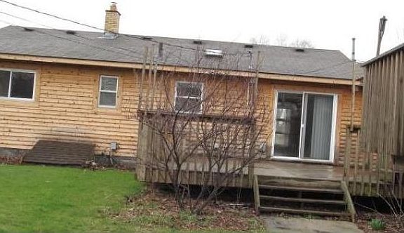 2nd image of 2726 Wilder Ln