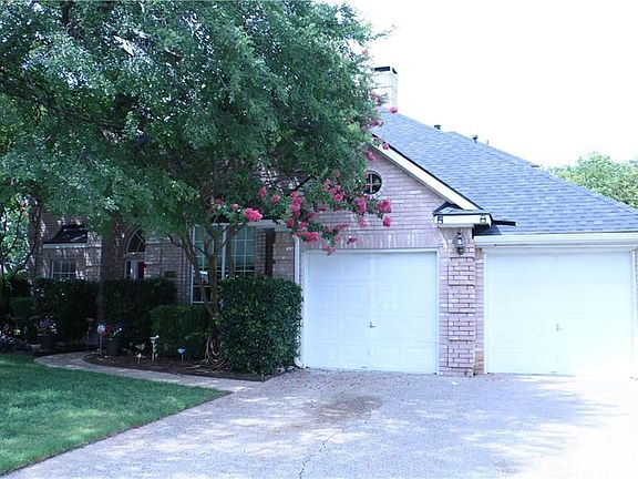 2nd image of 2118 Green Hill Dr