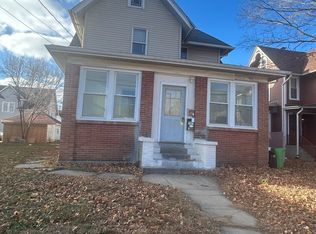1021 7th St, Rockford, IL 61104