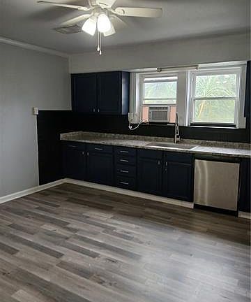 2nd image of 344-5 S Oak St