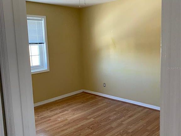 3rd image of 208 Pompano Dr SE APT D