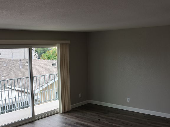 5th image of 7740 Laurel Canyon Blvd