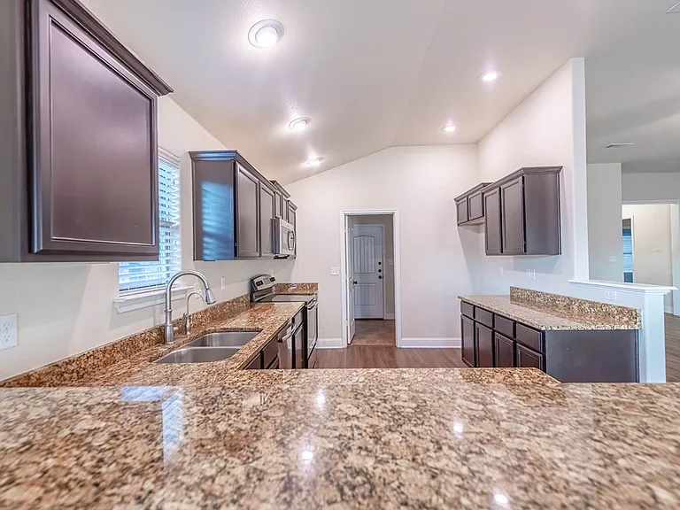 401 Mel Ott Ln — Photo 13