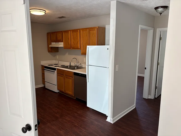 209 E Wilson St #91 — Photo 4
