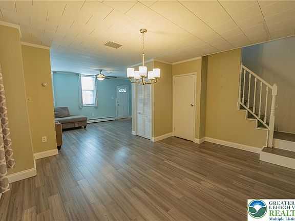 4th image of 343 Broad St