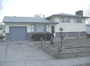 4139 Tennyson Ave, Colorado Springs, CO 80910