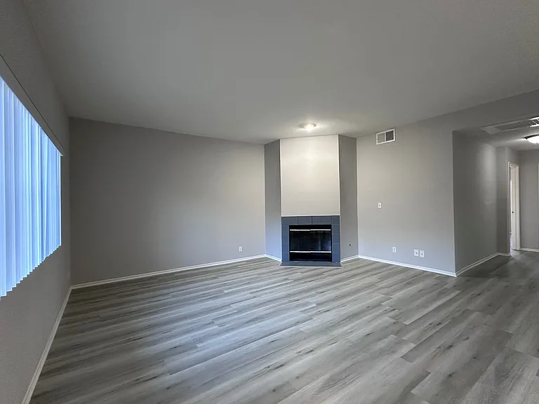 Lido Apartments - 11221 Richland Ave — Photo 6