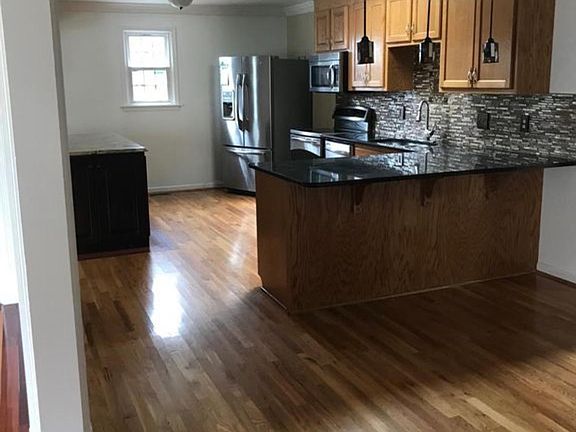 5th image of 3709 Galena Ave