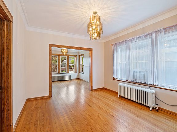Living Room / Dining Room