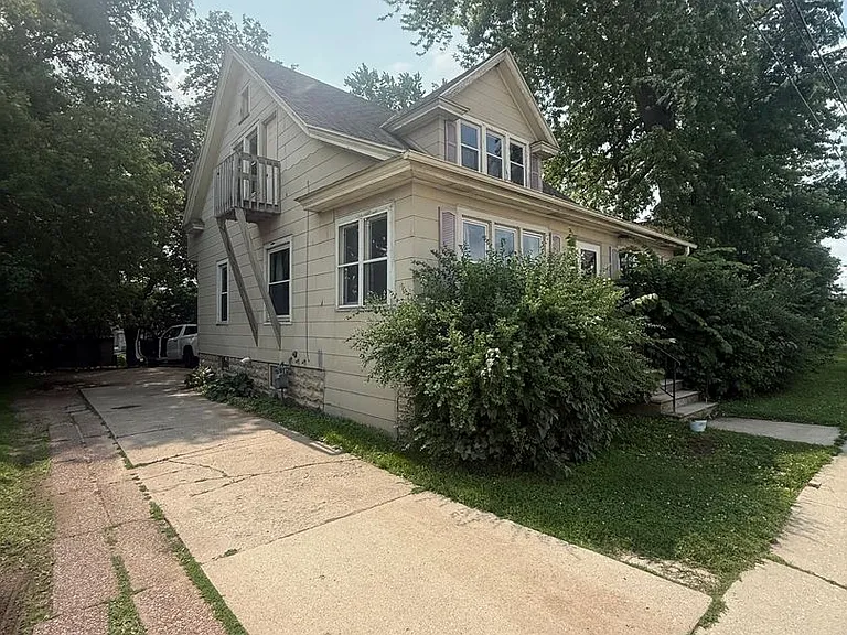 1205 Webster Ave — Photo 11