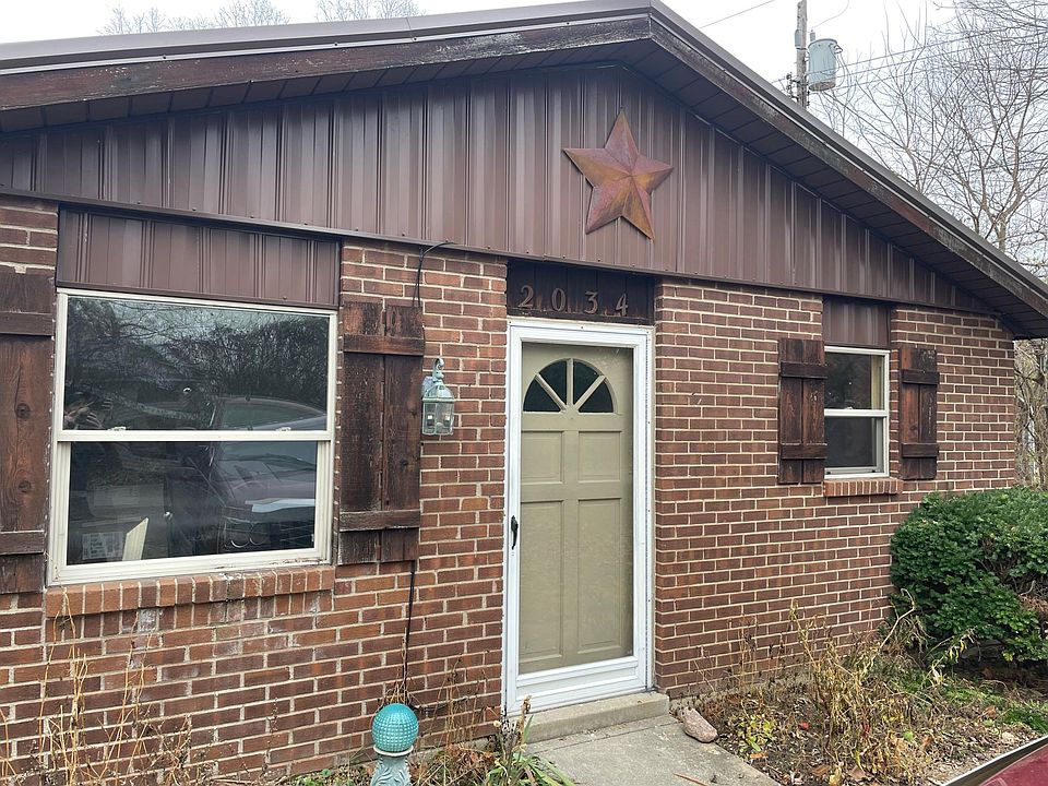 1st image of 2034 Robin Ave
