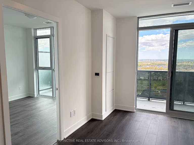 2545 Simcoe St N #1912 — Photo 8