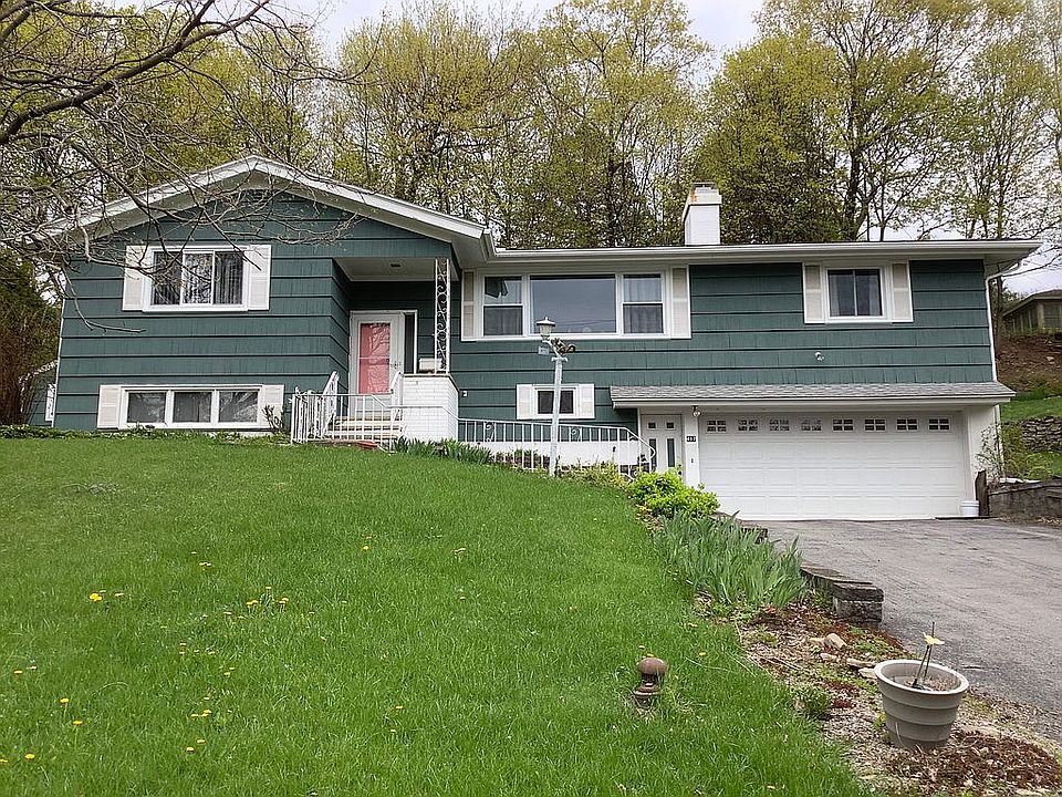 1st image of 417 Latter Dr