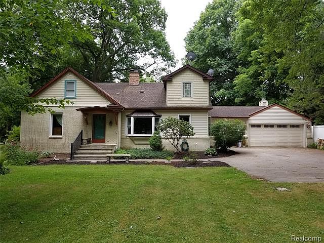 1st image of 2595 Waldheim Dr