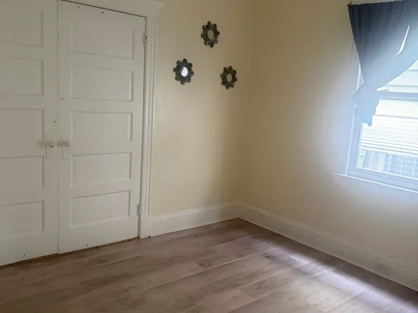 6 Ball St, New Brunswick, NJ 08901