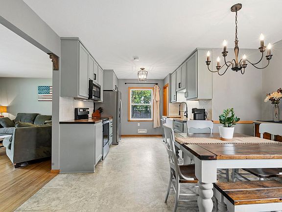 5th image of 8416 Hinton Ave S