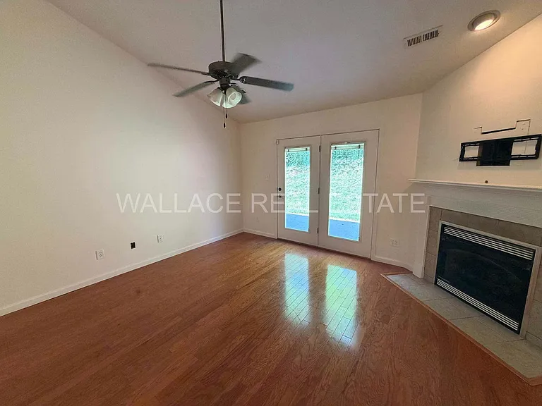 8852 Carriage House Way — Photo 8