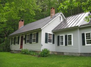 882 Smokeshire Rd, Chester, VT 05143