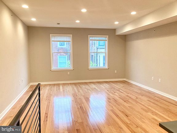 5th image of 1735 Brandywine St #3