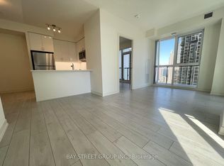 4955 Yonge St #1719-C14, Toronto, ON M2N 5N6