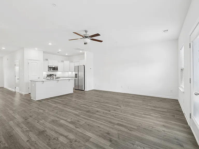 Dartford Townhomes — Photo 7