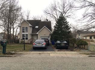 1217 Dell St, Toms River, NJ 08755