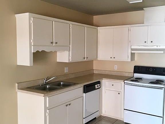 3rd image of 2508 E Business 83 APT 16