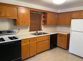 1236 Home Ave #B, Berwyn, IL 60402