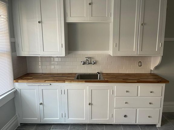 5th image of 1206 N Elmwood Ave #2