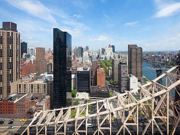 3rd image of 425 E 58th St APT 16B