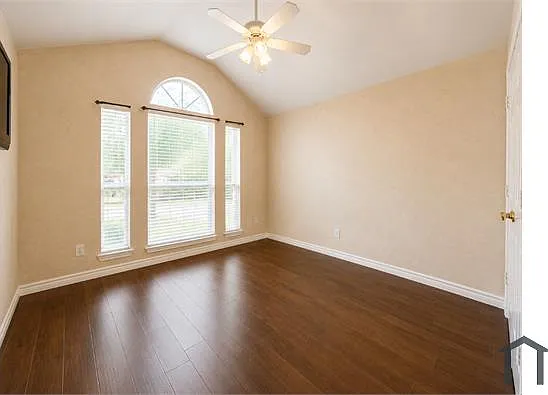 5601 Lawnsberry Dr — Photo 16