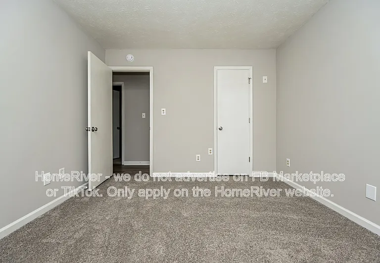 220 Summertown Dr — Photo 12