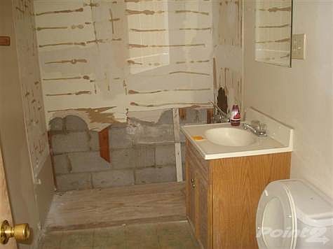 5th image of 465 Greenwood Ave