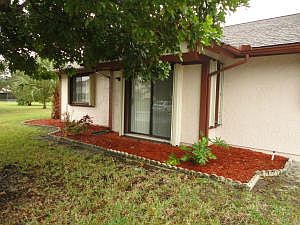 2nd image of 1402 SE Ashville Ct