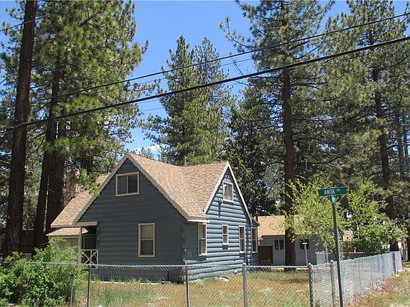 2nd image of 1000 Anita Ave