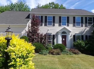 10109 Brushwood Dr, Streetsboro, OH 44241