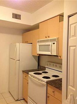 3rd image of 2415 Centergate Dr APT 202