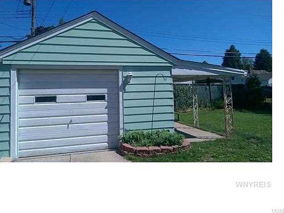 2nd image of 20 Loretto Dr
