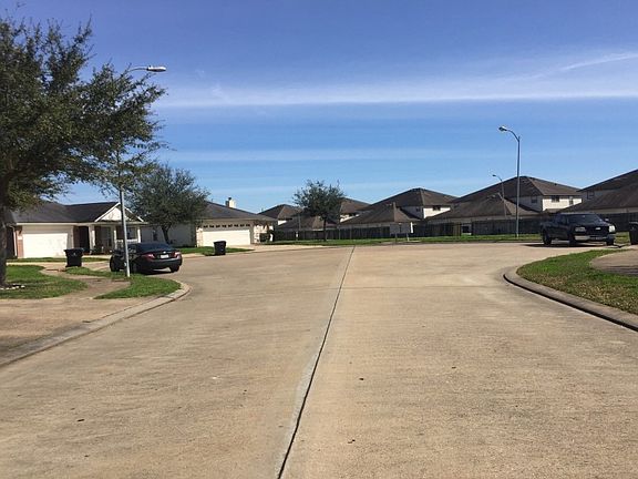 4th image of 19326 Rum River Ct