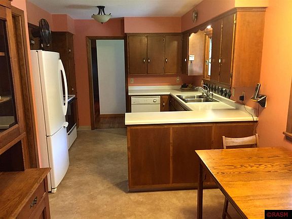 4th image of 828 Lower Johnson Cir